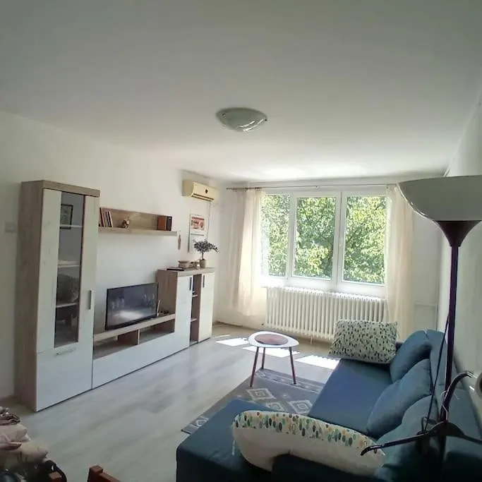 Cazare La 5 Minute De 2 Statii Metrou Apartment Bucharest