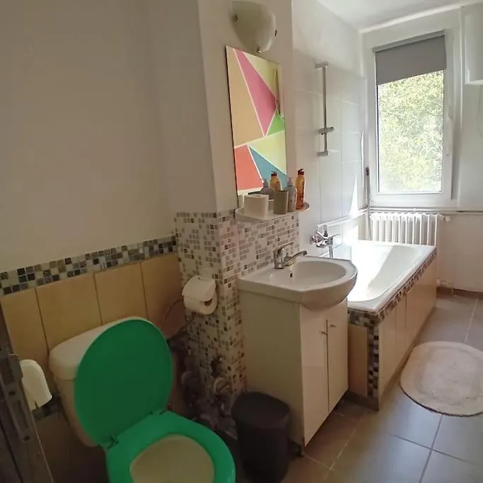 Cazare La 5 Minute De 2 Statii Metrou Apartment Bucharest